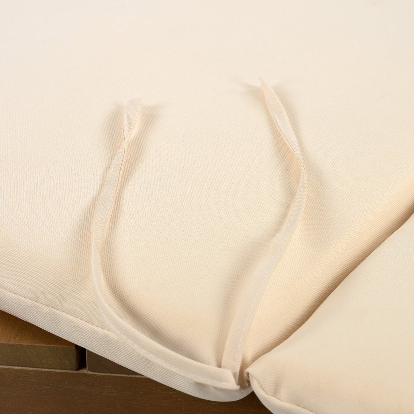 Outdoor Dining Set with Acacia Wood Table and 4 Chairs, Beige